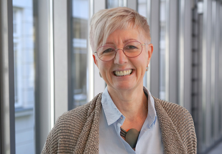 Portrait Gudrun Keller-Buchheit, Leitung Hessing Förderzentrum für Kinder und Jugendliche
