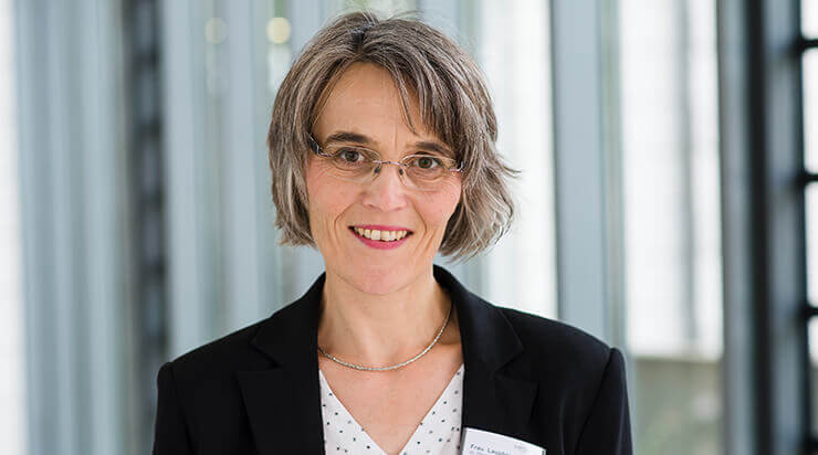 Verena Laupheimer Portrait Pflegedienstleitung der Geriatrischen Rehabilitation Verena Laupheimer