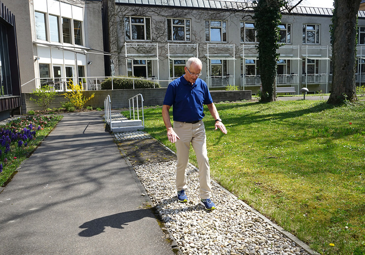 Rehabilitation nach einer Hüftendoprothese Trainingsparcours zur Reha nach einer Hüftendoprothese
